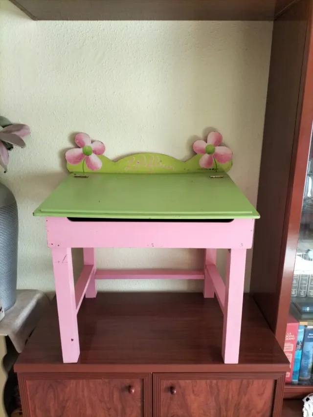 Pupitre infantil niña rosa y verde