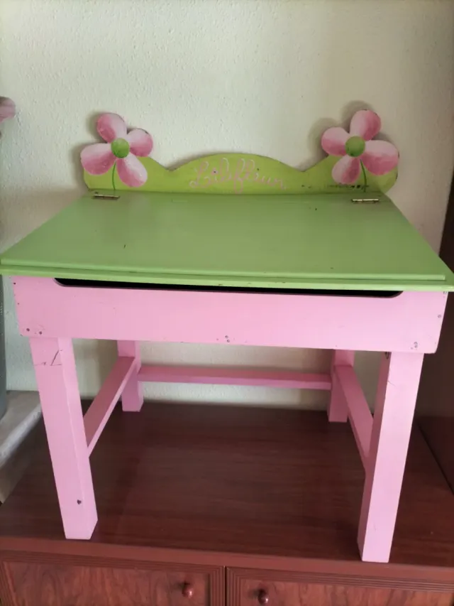 Pupitre infantil niña rosa y verde