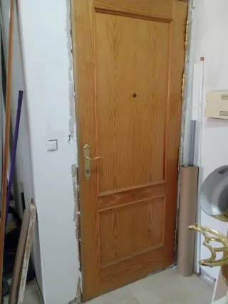 Puerta de interior de madera las regalo