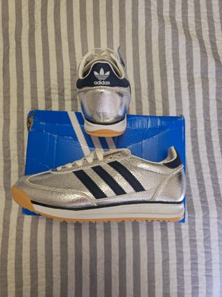 Zapatillas Adidas SL 72 Plata y Azul