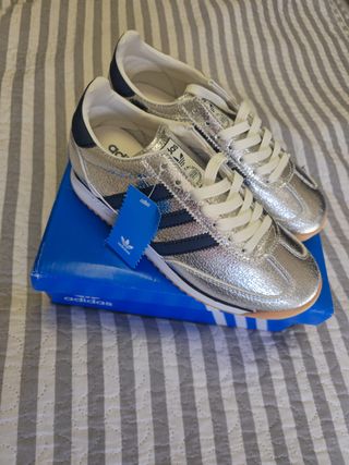 Zapatillas Adidas SL 72 Plata y Azul
