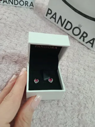 Pendientes Pandora Corazón Rojo y Plata