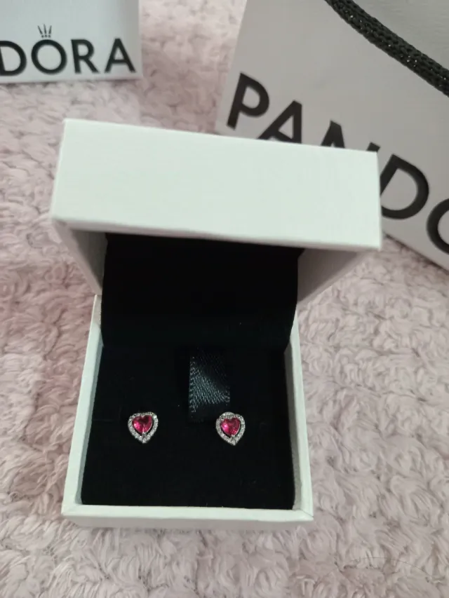 Pendientes Pandora Corazón Rojo y Plata