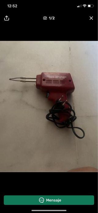 Soldador eléctrico rojo