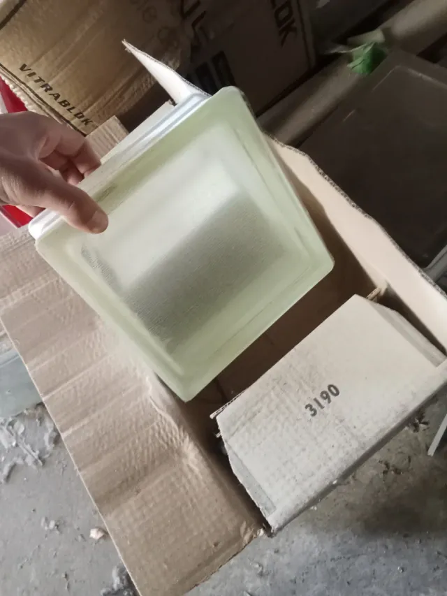 Bloque de cristal pavés