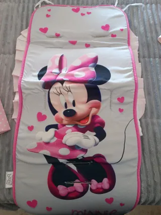 Colchoneta Silla Minnie Mouse Corazones Rosa
