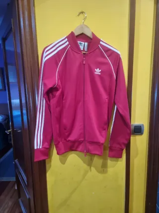 Chaqueta Adidas cremallera roja y blanca