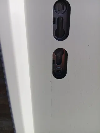 Puerta trastero reversible blanca galvanizada