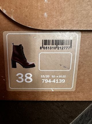 Stivaletti Bata Marrone con Lacci e Zip