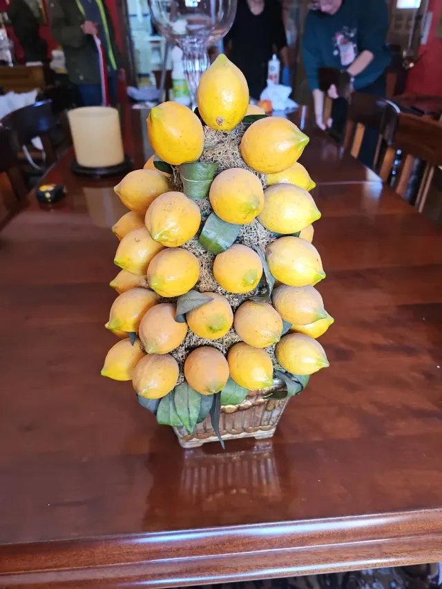 Adorno de limones decorativo