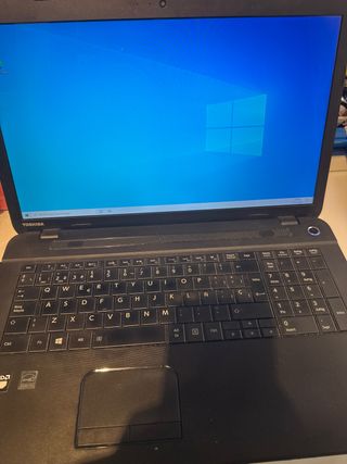 Ordenador portátil Toshiba negro