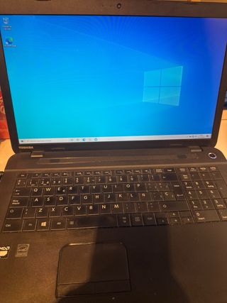 Ordenador portátil Toshiba negro