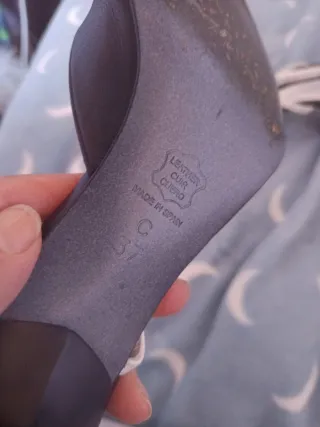 Zapatos de salón negros talla 37