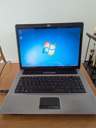 Portátil HP Compaq 6720s