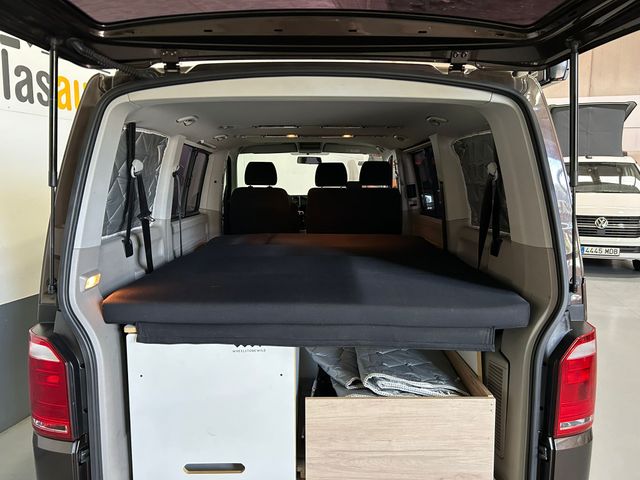 Volkswagen Caravelle 2017 Camper