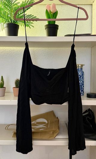 Blusa negra manga larga