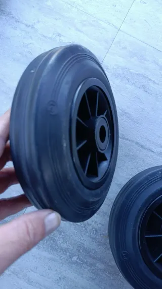 Ruota piena TENTE cerchione plastica