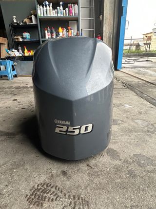 Carcasa Tapa Motor Yamaha 250cv Fueraborda