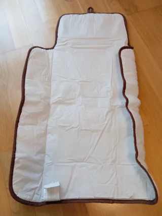 Cambiador portátil impermeable Adolfo Dominguez