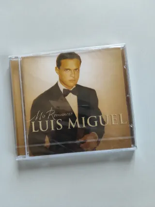 Luis Miguel: CDs, Cassette y VHS