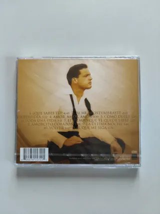 Luis Miguel: CDs, Cassette y VHS