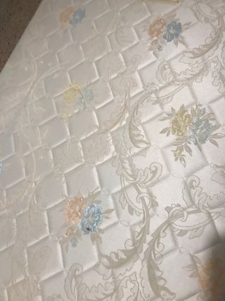 Base tapizada Pikolin