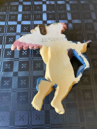 Angelito con laúd decorativo