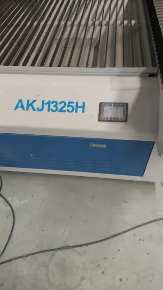 Cortadora Láser ACCTEK AKJ1325H 500W