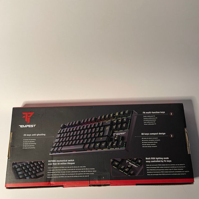 Teclado Mecánico Gamer Tempest Negro