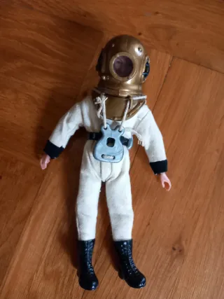 Madelman buceador con accesorios