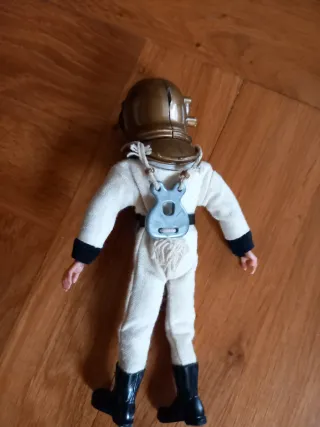 Madelman buceador con accesorios