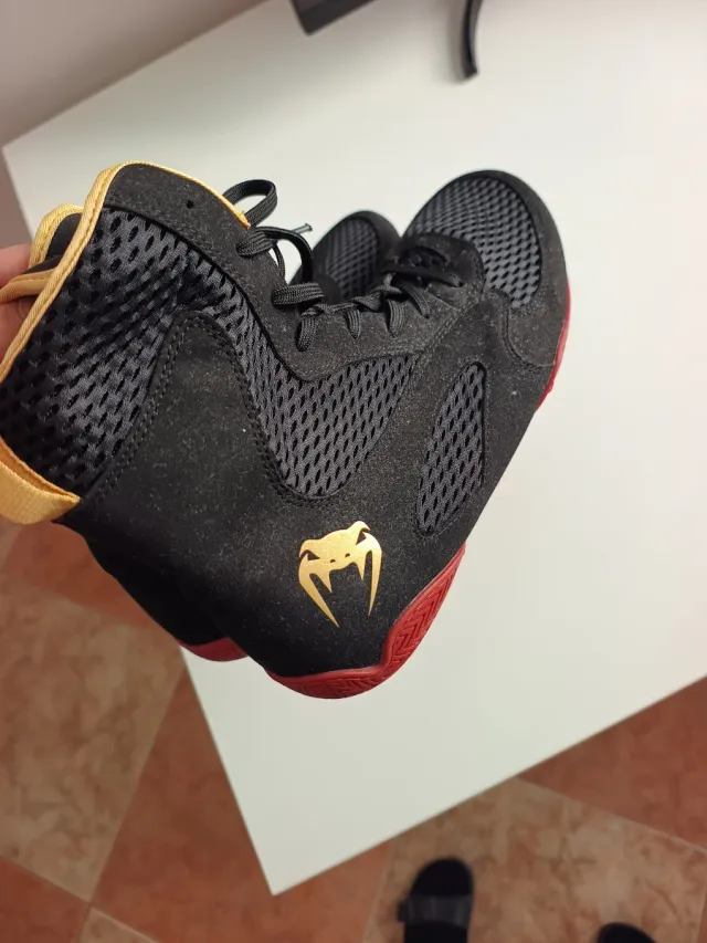 Botas Boxeo Venum Contender Negras/Rojas