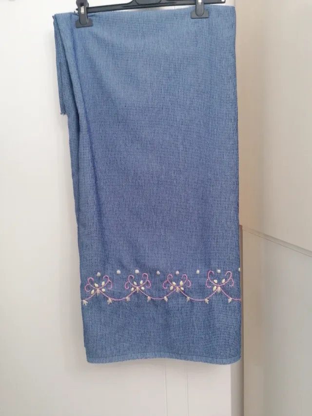 Falda y corpiño estilo serrana