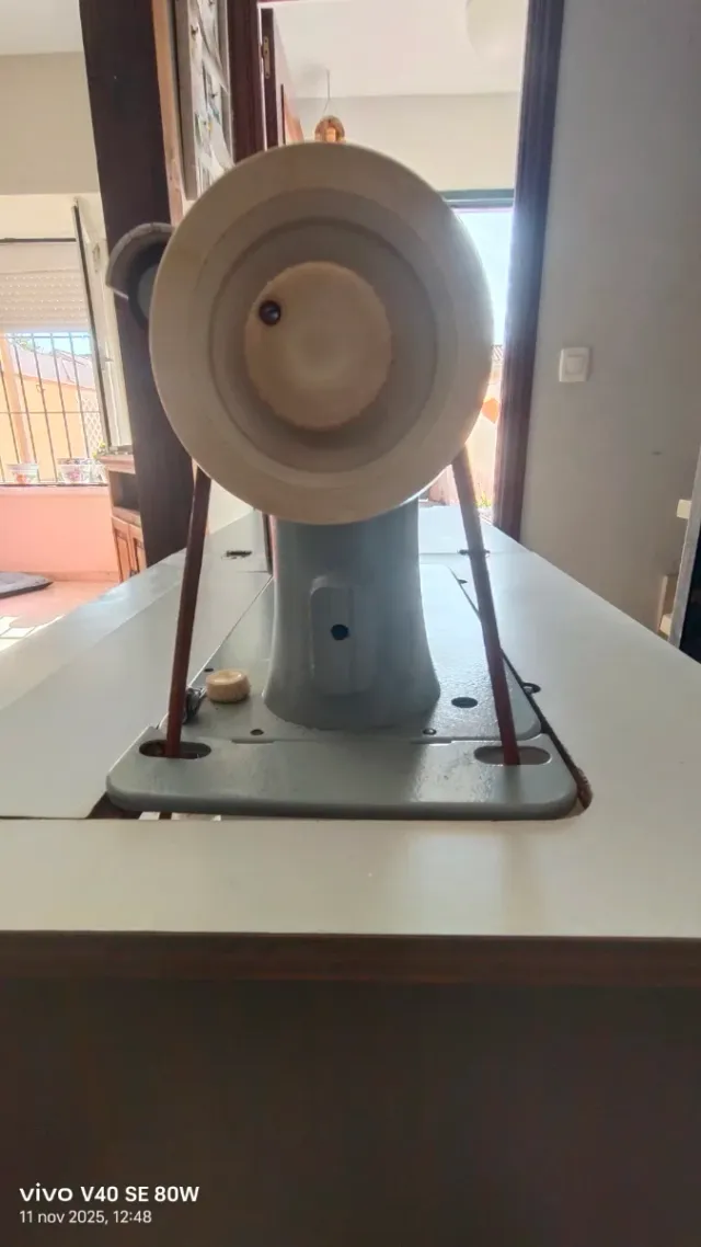 Máquina de Coser Sigma Mod. 101