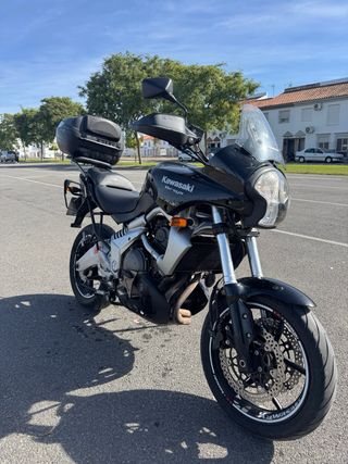Kawasaki Versys 650 Negra