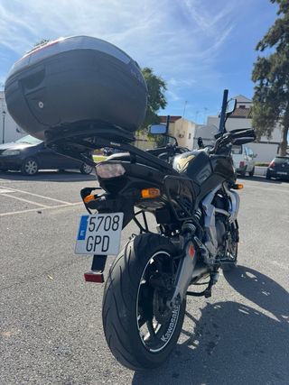 Kawasaki Versys 650 Negra