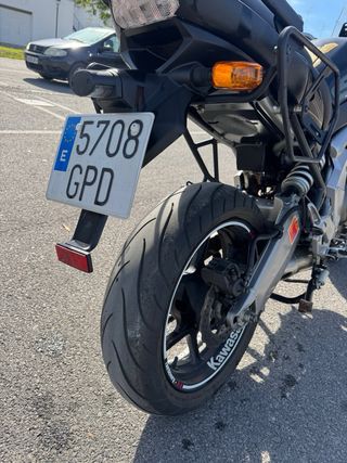 Kawasaki Versys 650 Negra