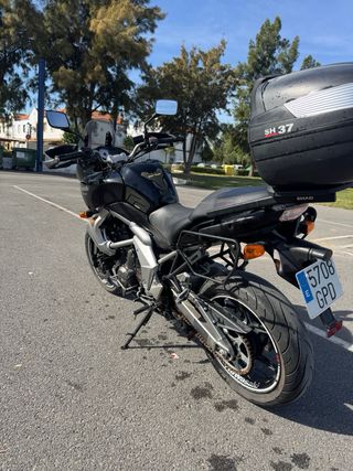 Kawasaki Versys 650 Negra