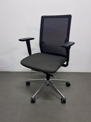 Silla FORMA 5 SENTIS ergonómica malla