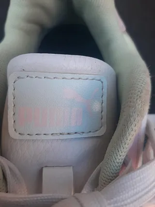 Deportivas Puma rosas y blancas