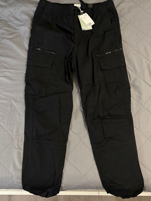 Pantalones cargo negros