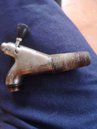 Grifo para barrica rosca cónica