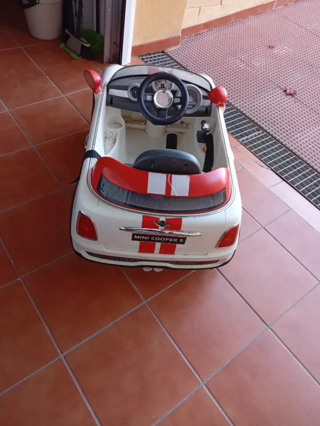 Coche Eléctrico Mini Blanco