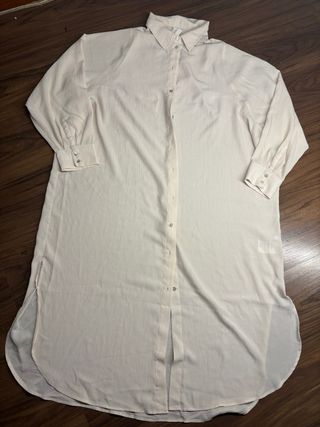 Camisa larga beige talla única