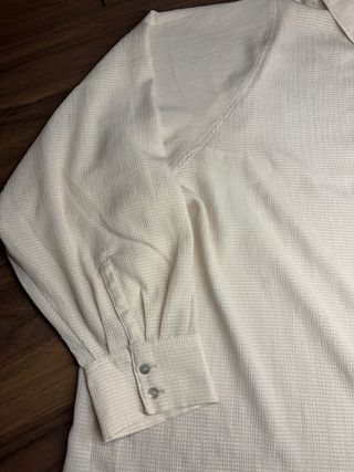 Camisa larga beige talla única