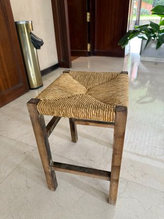 Banco vintage madera y mimbre