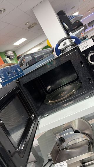 Microondas Cecotec 700W