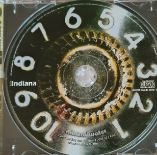 CD Mineral Water "El Mundo es un Lugar Extraño"