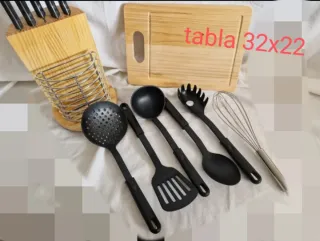 Bloque de cuchillos de madera con tabla de corte