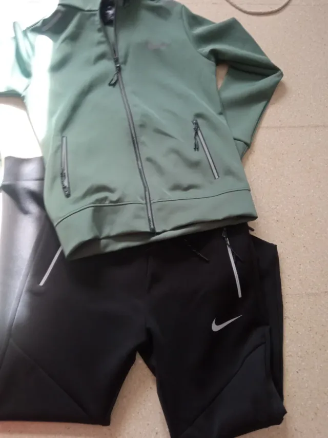 Chándal Nike niño verde y negro